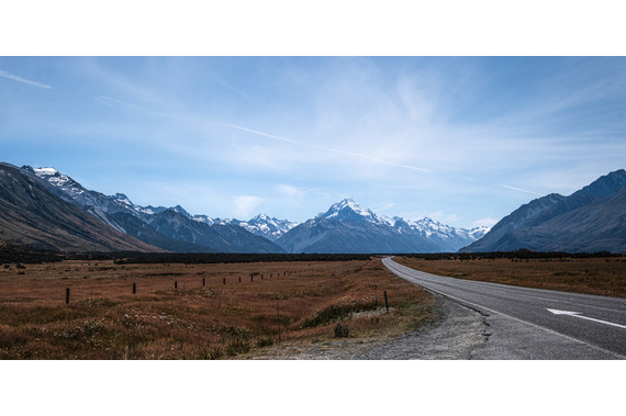 <p>HC - B Grade: Open Print - This Way to Mount Cook <small>© Gayle Tout</small></p>
